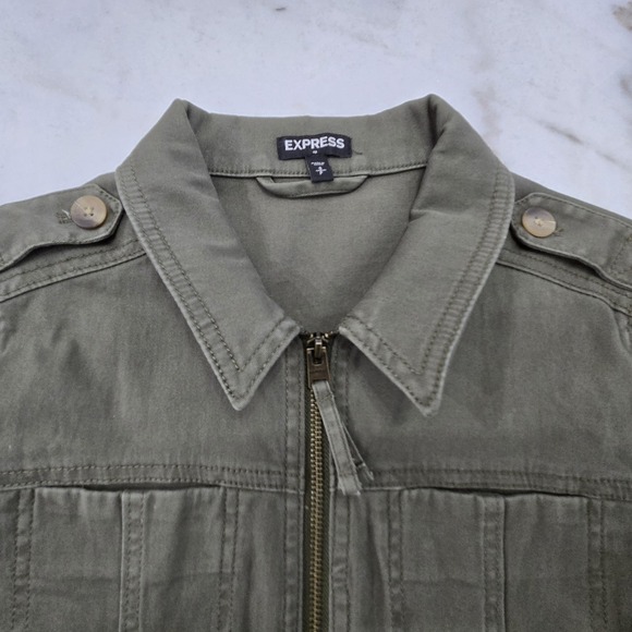 Express Womens Utility Jacket Utility Chic Zip Up Flap Pockets Army Green Size S - Picture 8 of 8